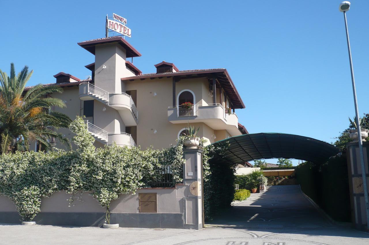 Ninfa Hotel Qualiano Exteriör bild